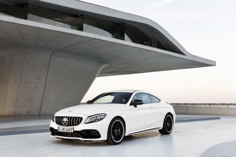  Mercedes-AMG C63 S Coupe (C205) 2018 года  (WW) (фото 4 из 44)